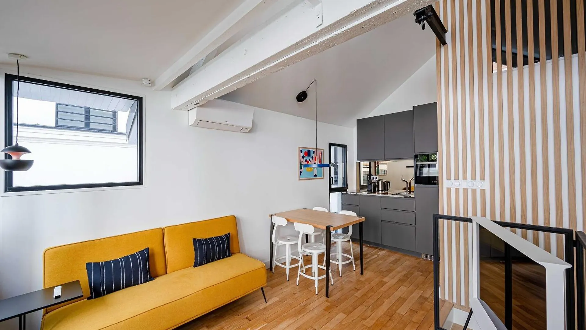 Apartamento Marais Area - Outdoor Patio - A C - 2Bdr París Francia
